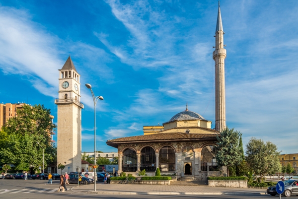 Tirana, Moscheea Ethem Bey